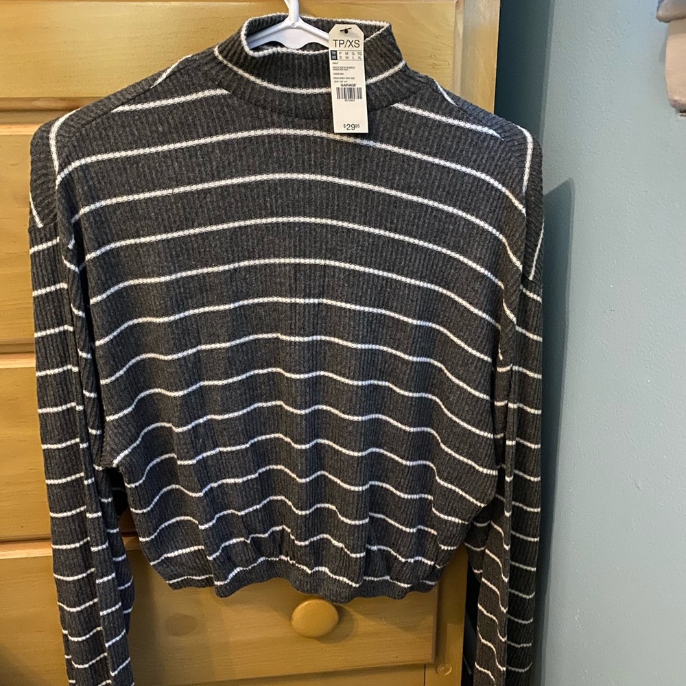 Grey long sleeve